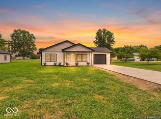 208 S Woodworth Ave, Frankton, IN 46044