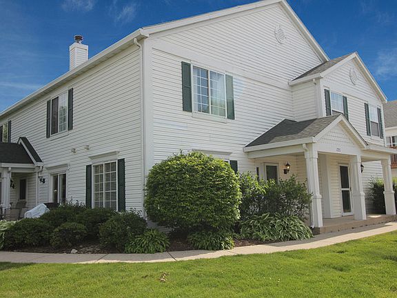 2nd image of 723 Fieldcrest Dr Unit B