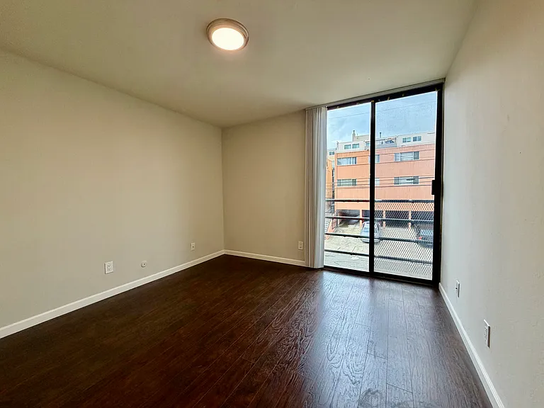 382 Adams Street — Photo 6