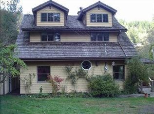 6266 Skunk Hollow Rd, Florence, OR 97439