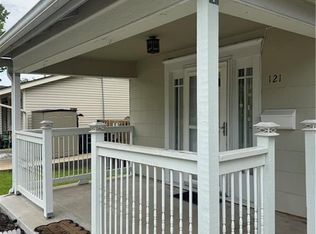 121 S Myrtle St, Excelsior Springs, MO 64024