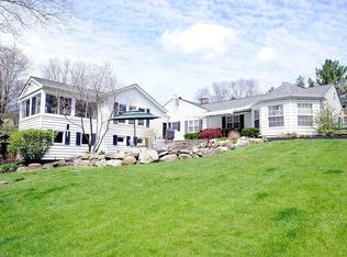 345 N Main St, Chagrin Falls, OH 44022