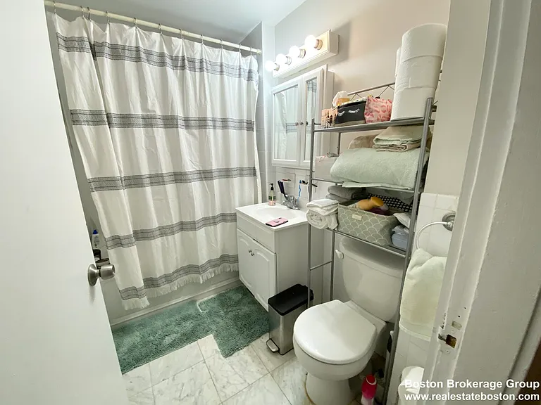 3 Sudan St #1 — Photo 5