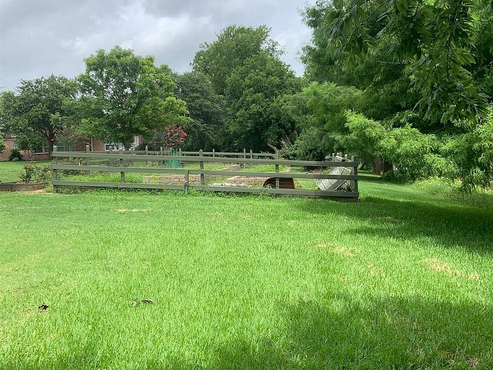 2nd image of 31318 Lower Oxbow Trce