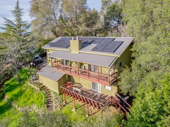 525 Skyline Dr, Placerville, CA 95667