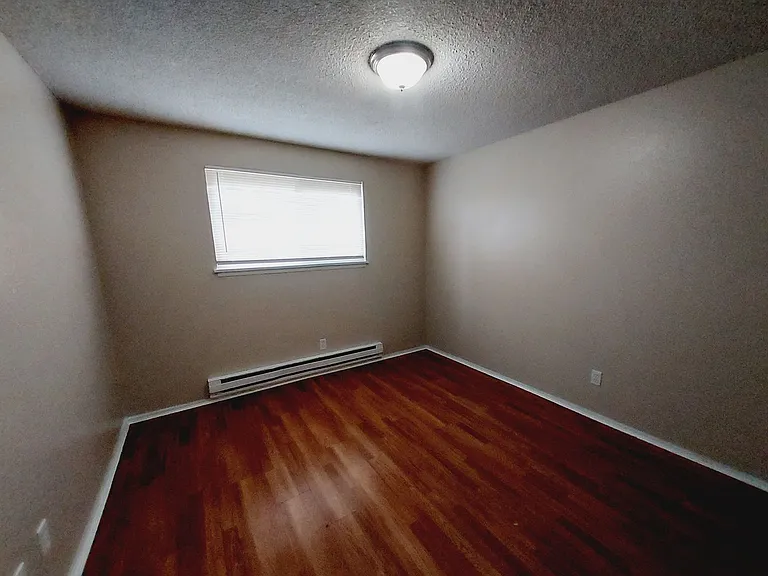 1122 Neil St NE — Photo 43