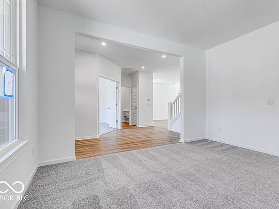3rd image of 6869 W Buck Stone Dr