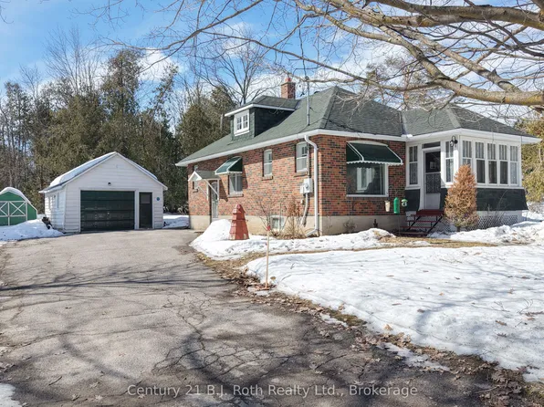 330 11th Line S, Oro Medonte, ON L0L 1T0