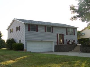 18 Rolling Rd, Cranberry Township, PA 16066