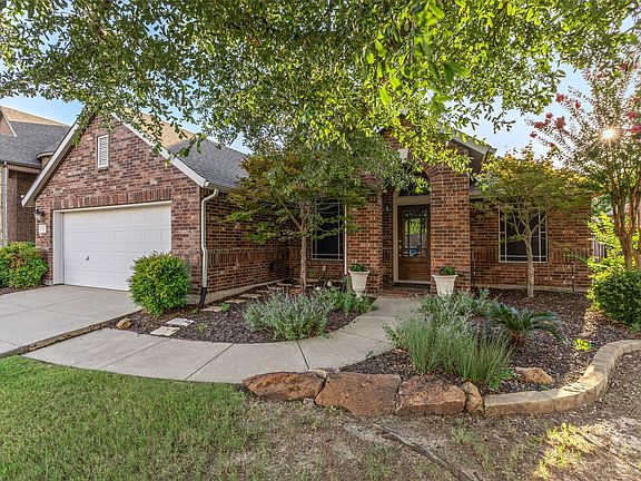 4th image of 321 Deaton Dr