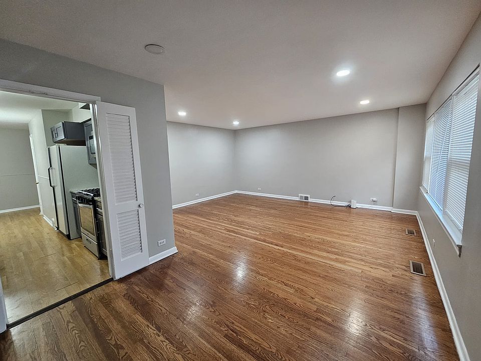 1st image of 4218 Oakton St #1