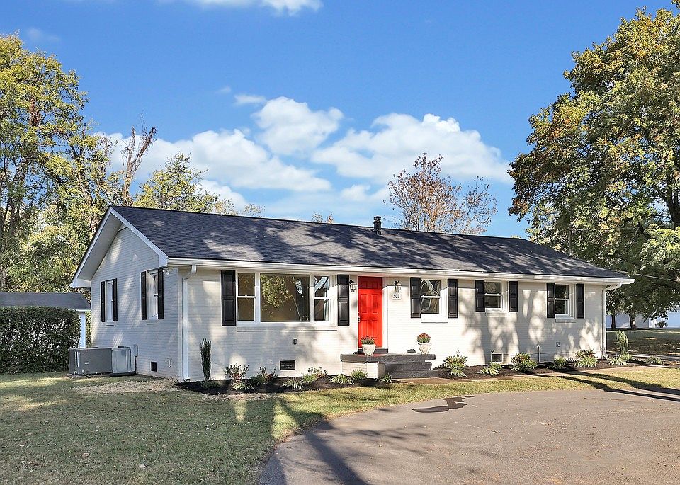 1st image of 503 Kingwood Dr