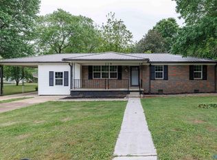 126 Helena Dr, Huntsville, AL 35811