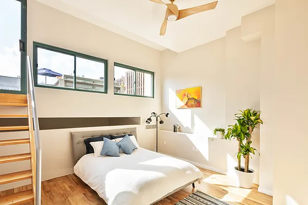 Sold by Compass | media 17