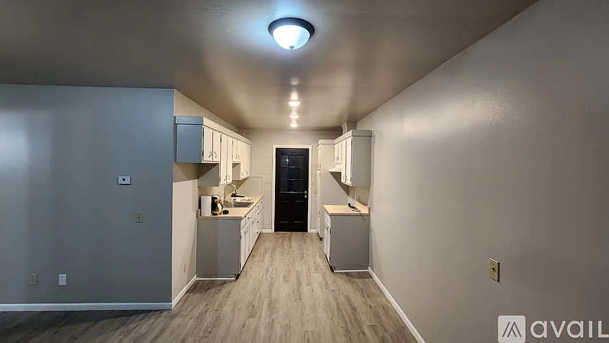 2 bed, 720 sqft, $964 — Photo 1