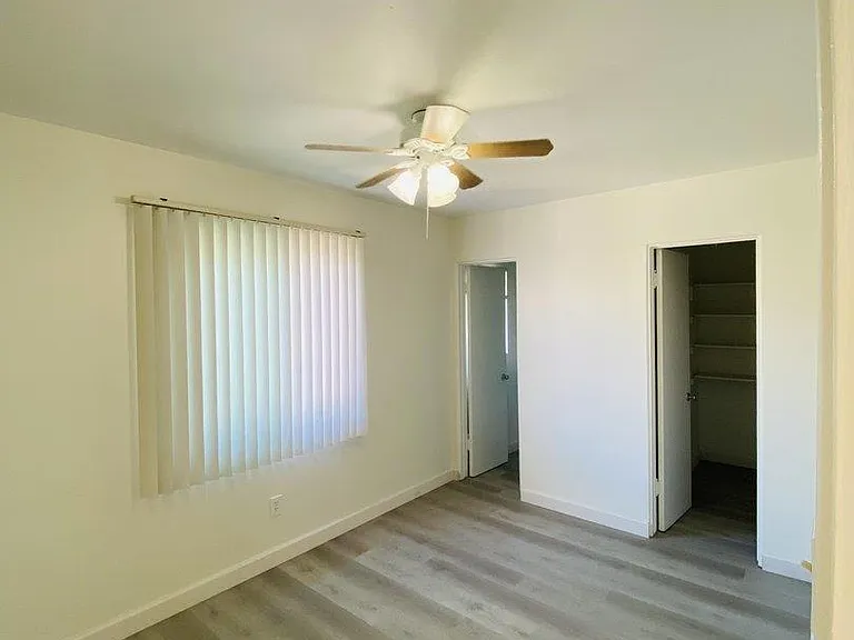 8835 La Mesa Blvd #C — Photo 7