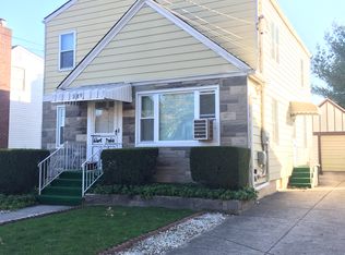389 Fenimore Ave, Uniondale, NY 11553