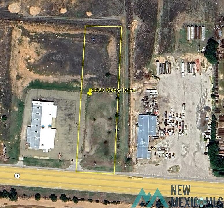 2nd image of 4420 Mabry Dr