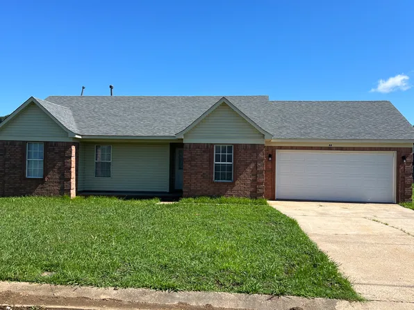 84 Foxchase Dr, Mason, TN 38049