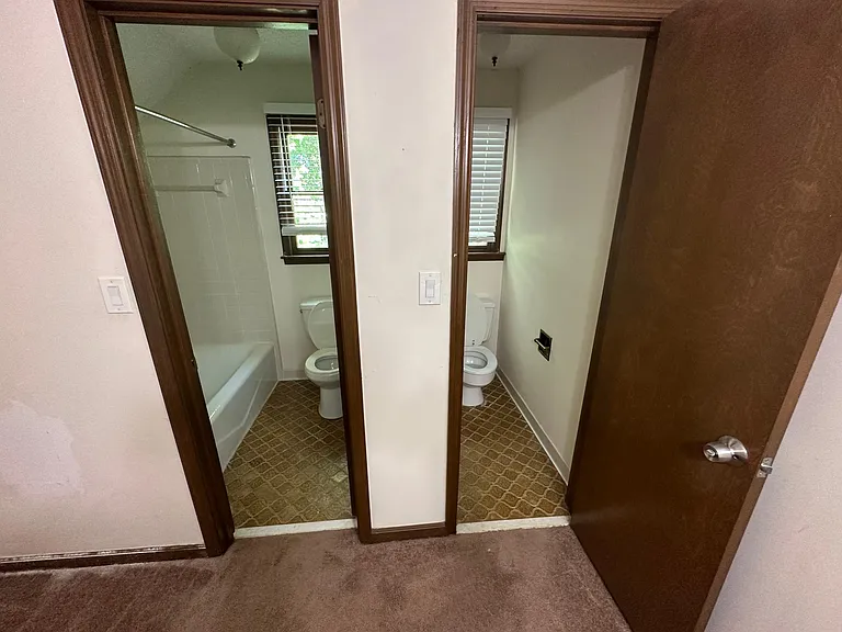 1511 Old Mill Xing — Photo 13