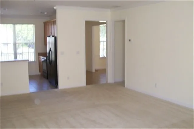4239 Raleigh Way — Photo 5
