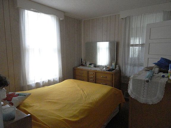 5th image of 222 Wolfe Ave