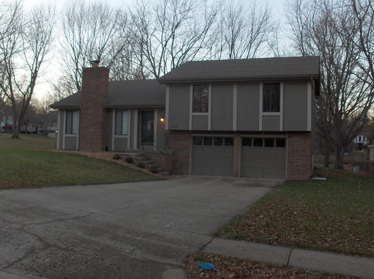 4 bed, 1590 sqft, $2,500 — Photo 1