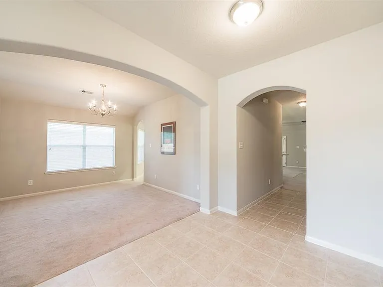 9934 Barr Lake Dr — Photo 4