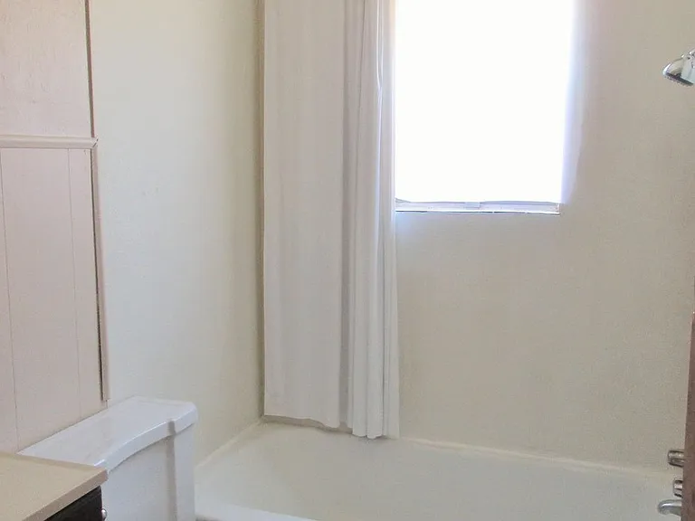 309 E Oklahoma Ave — Photo 10
