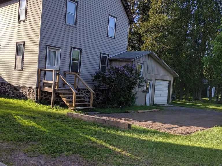 57415 Calumet Ave #A — Photo 5