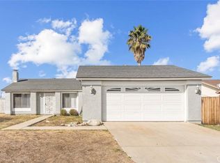 909 Belinda Ln, Redlands, CA 92374