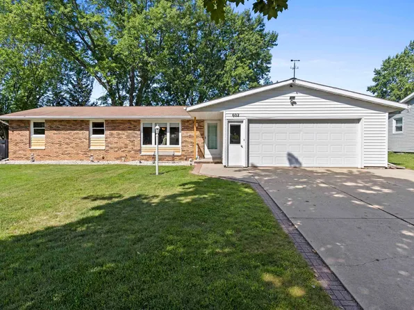 602 Zelas Dr, Green Bay, WI 54311