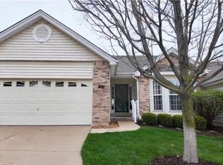 12 N Trumbull Cir #31B, Saint Charles, MO
