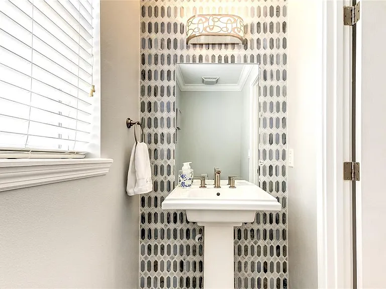 120 Brightwater Dr #6 — Photo 7