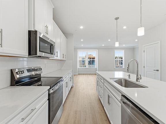 4th image of 339 Telluride Ln