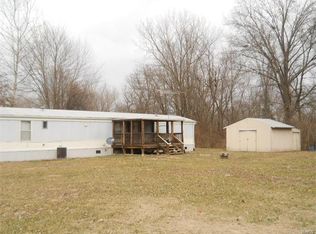 17020 Sportsmens Club Rd, Carlyle, IL 62231