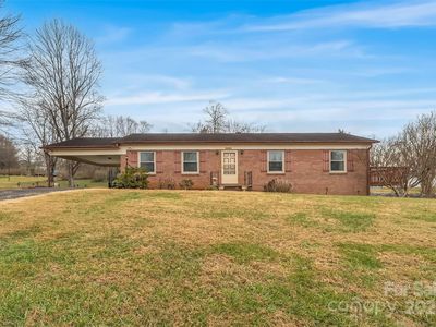 2580 Sweetbriar Cir, Lenoir, NC, 28645