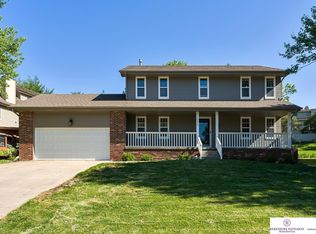 6204 S 79th Cir, Omaha, NE 68127