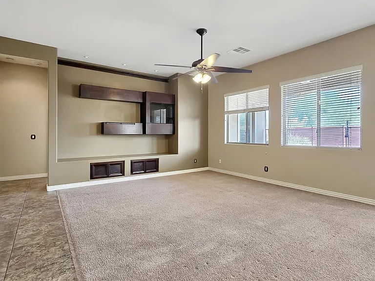 13637 S 175th Dr — Photo 9