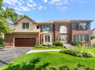 6437 Greene Rd, Woodridge, IL 60517
