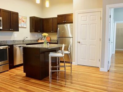 672 High St UNIT 1, Westwood, MA, 02090