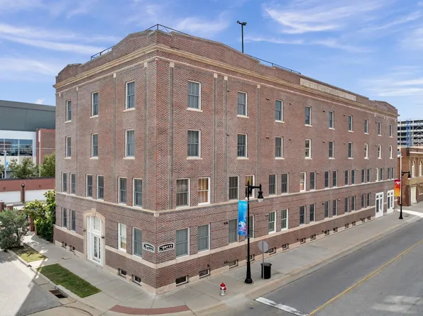 201 S Saint Francis Ave APT 304, Wichita, KS 67202