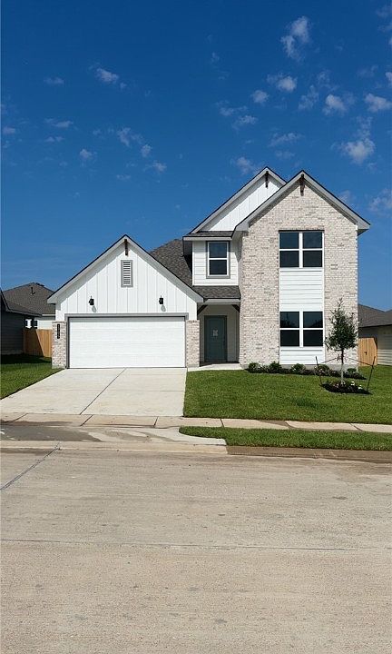 1st image of 1705 Robinson Dr