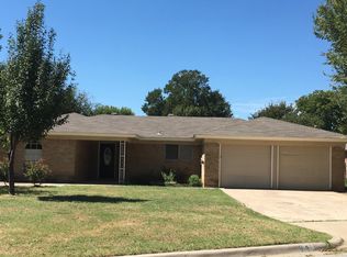 6529 Simmons Rd, North Richland Hills, TX 76182