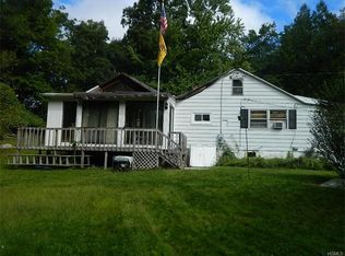10 Inwood Pl, Patterson, NY 12563