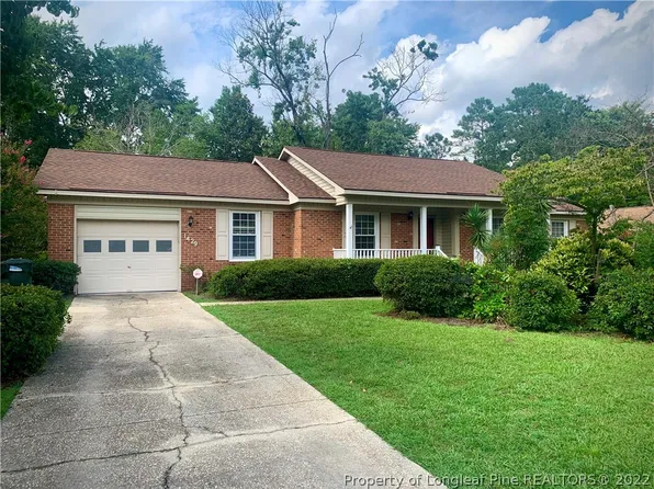 1429 Blairwood Dr, Fayetteville, NC 28304