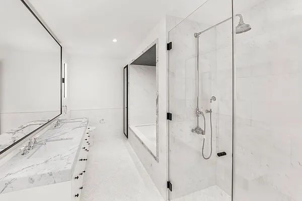 Rented by Compass | media 48