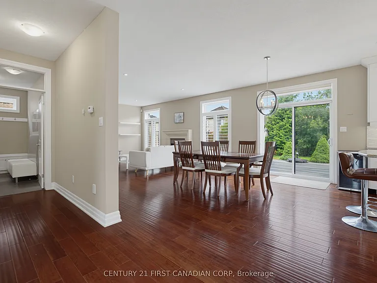 1018 Medway Park Dr — Photo 9