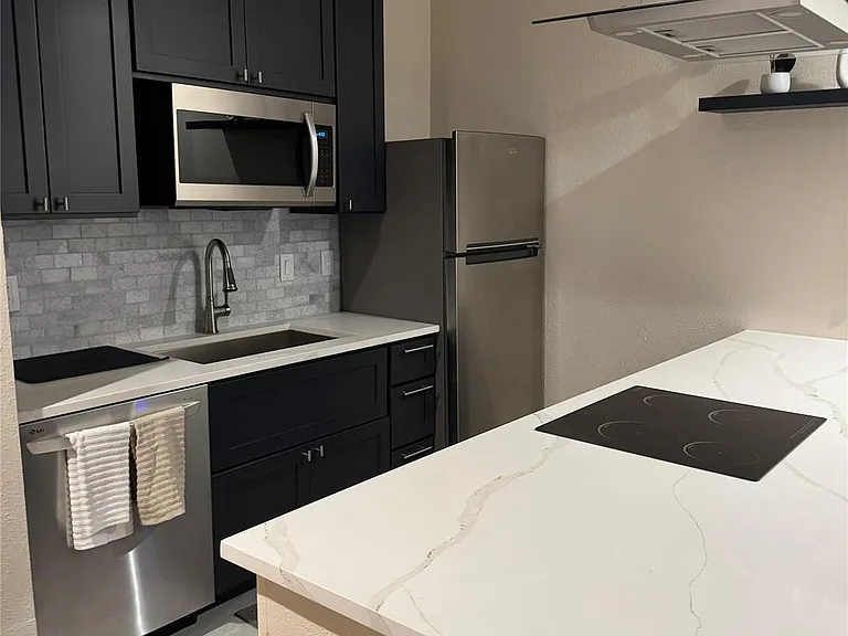 10051 Westpark Dr #261 — Photo 7