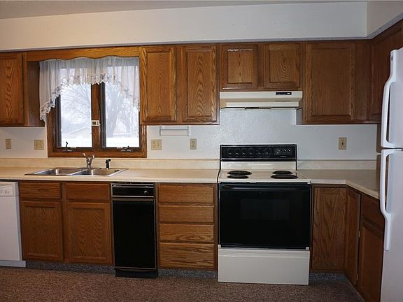 3rd image of 515-519 E North St